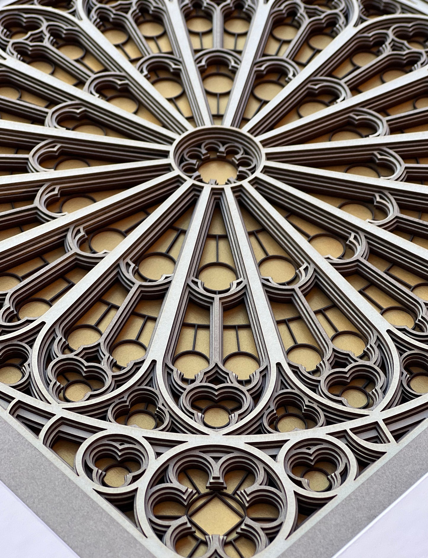 104 NOTRE DAME NORTH - ROSE WINDOW