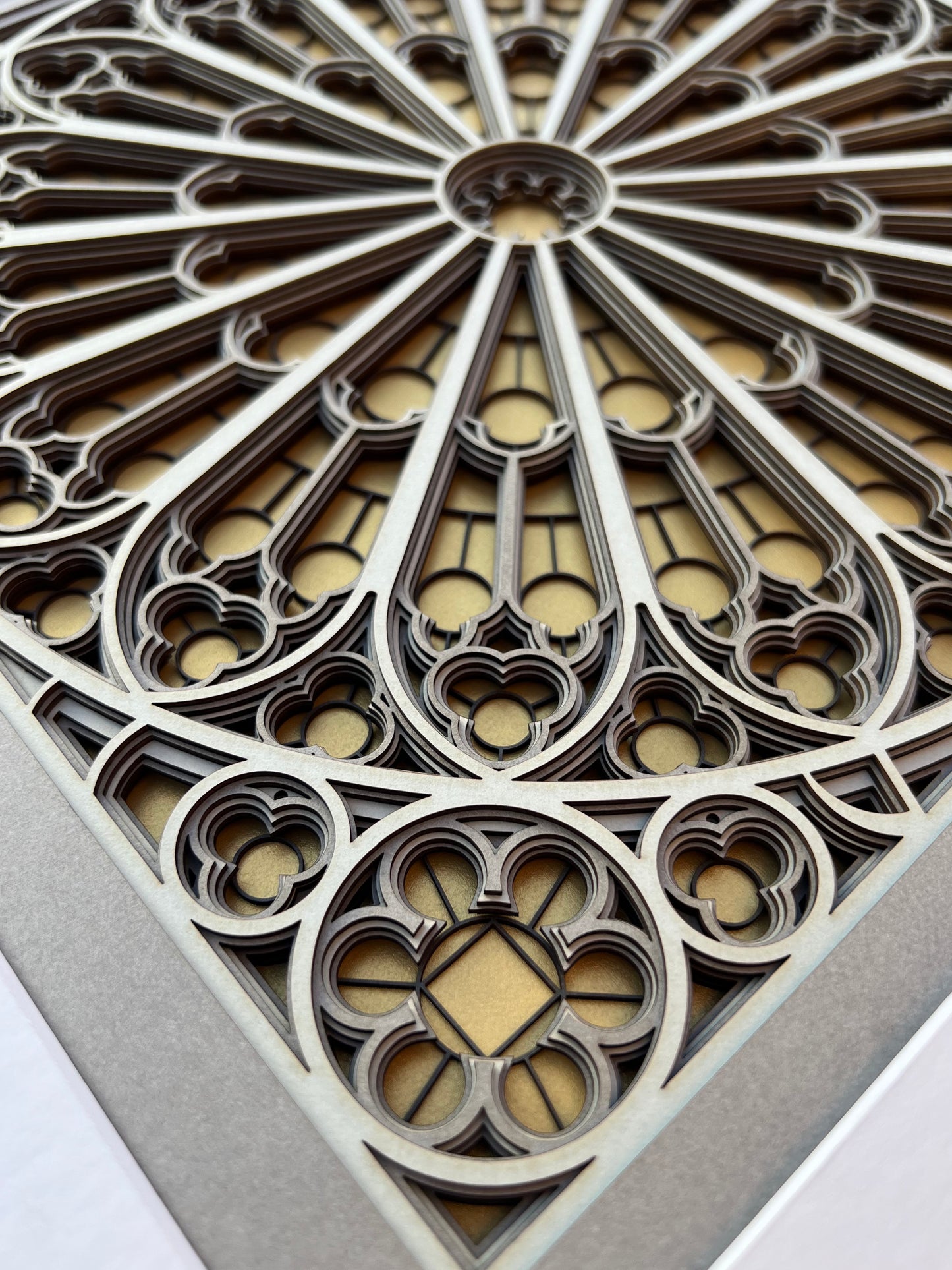 104 NOTRE DAME NORTH - ROSE WINDOW