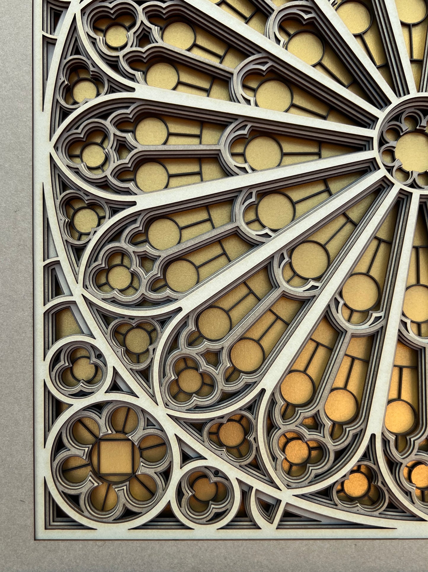104 NOTRE DAME NORTH - ROSE WINDOW