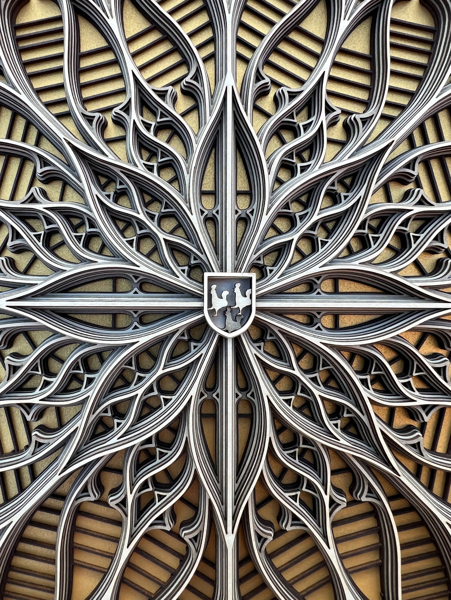 110 AIMES CATHEDRAL - WEST ROSE WINDOW